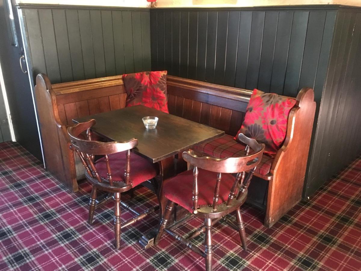 The White Hart Pub And Rooms Cranleigh Eksteriør billede